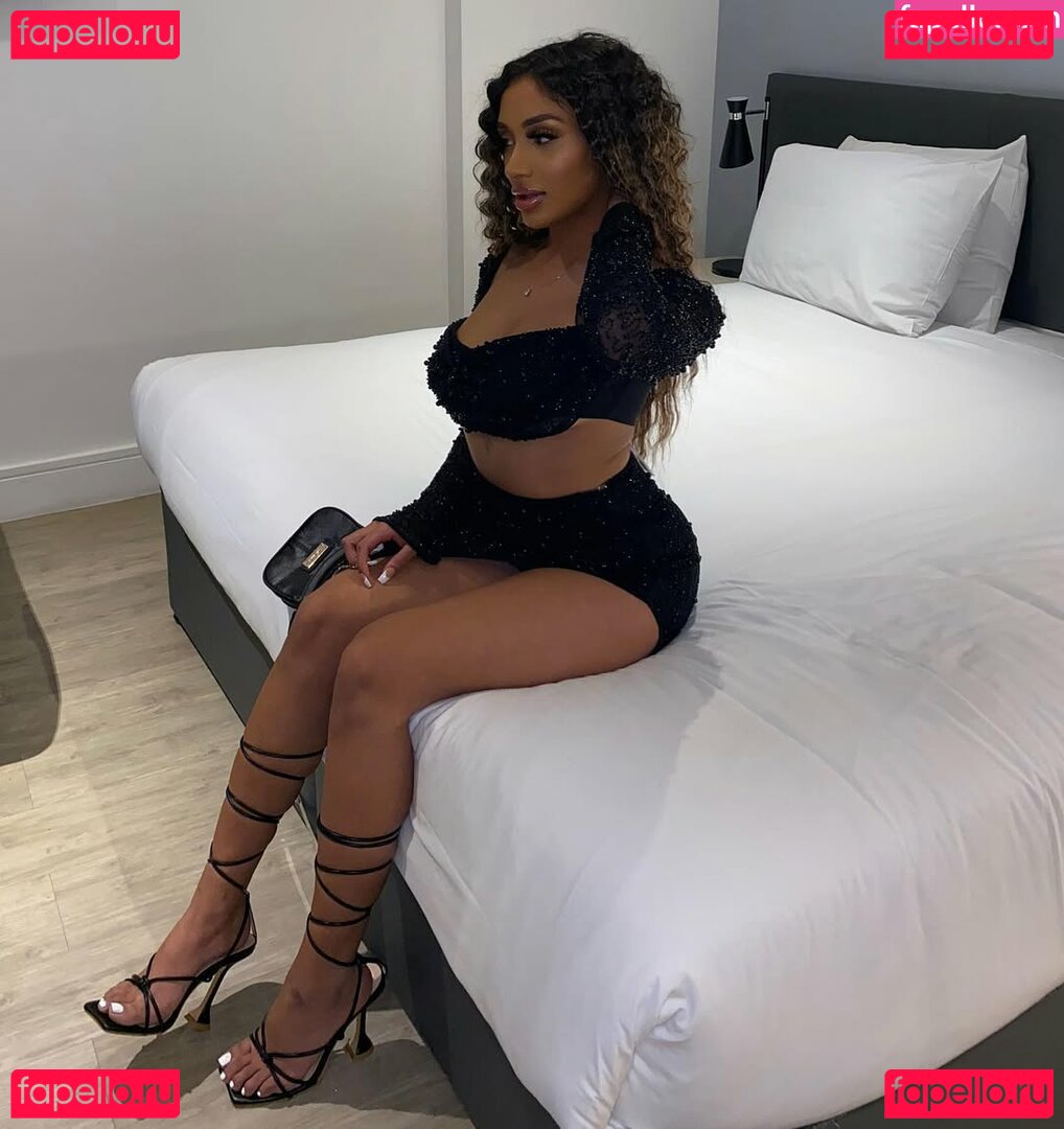 mina Nude Onlyfans Photo 11