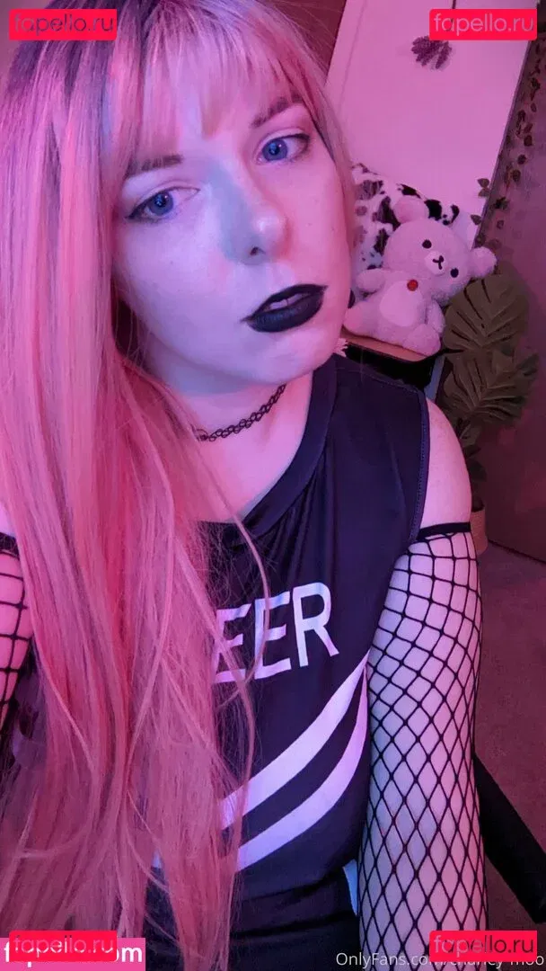 Charley Moo Onlyfans Photo Gallery 