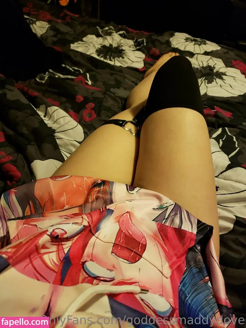 goddessmaddydove Onlyfans Photo Gallery 