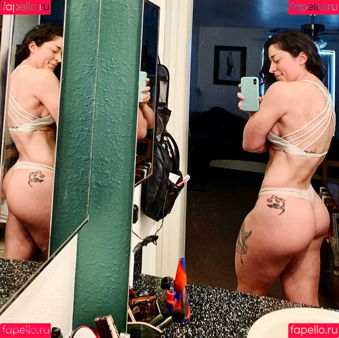 Rachelle.Lifts Onlyfans Photo Gallery 
