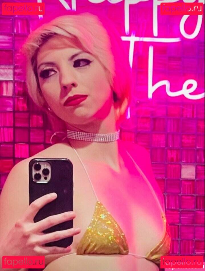 Confetti Star Nude Onlyfans Photo 3