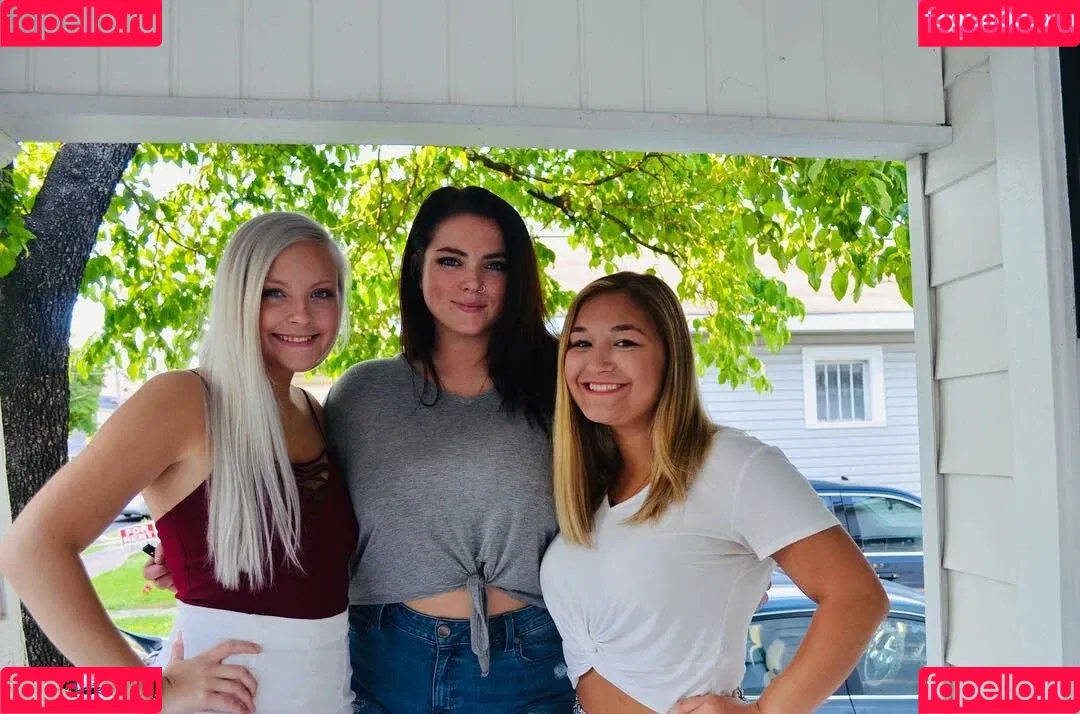 Mackenzie J Onlyfans Photo Gallery 