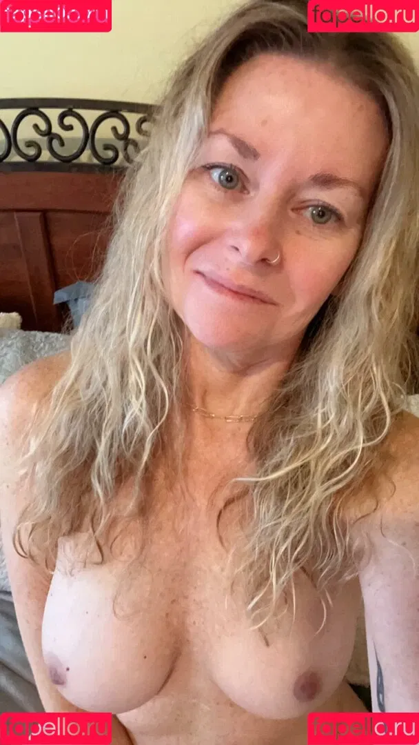 Mackenzie J Onlyfans Photo Gallery 