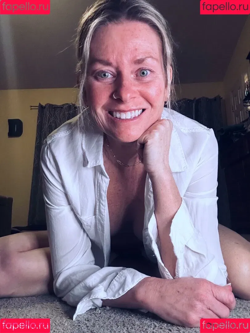 Mackenzie J Onlyfans Photo Gallery 