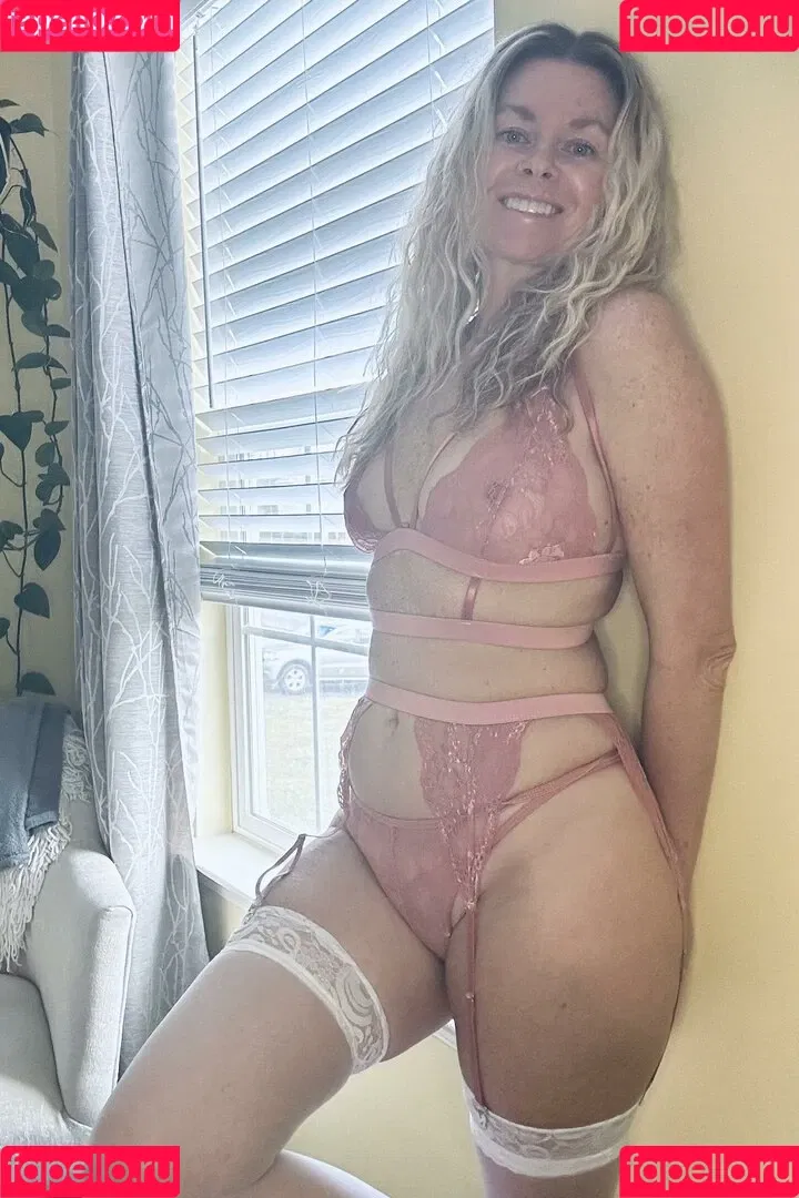 Mackenzie J Onlyfans Photo Gallery 