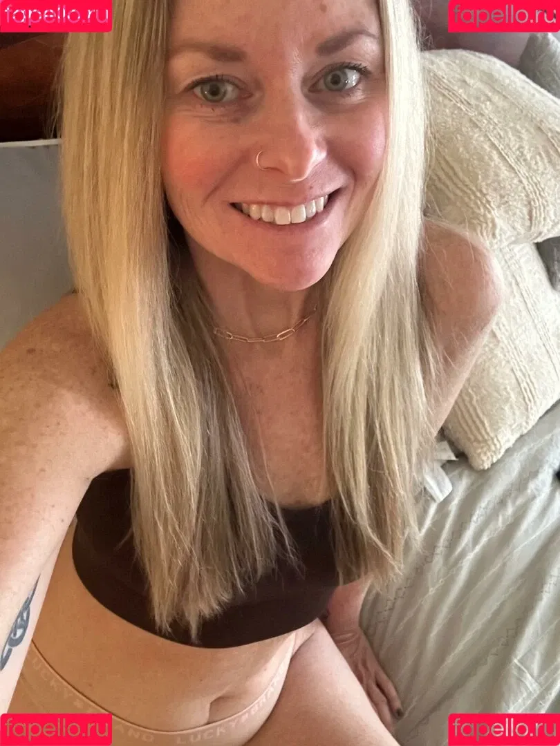 Mackenzie J Onlyfans Photo Gallery 