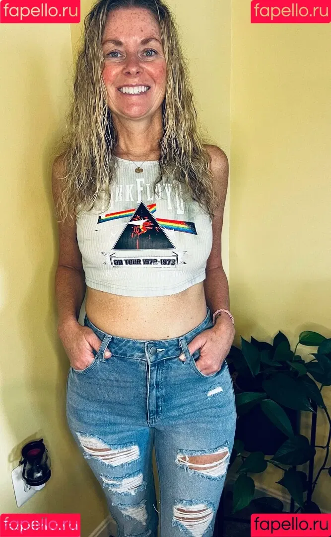 Mackenzie J Onlyfans Photo Gallery 