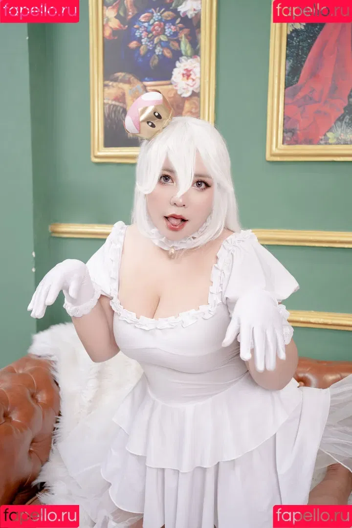 Queenie Onlyfans Photo Gallery 