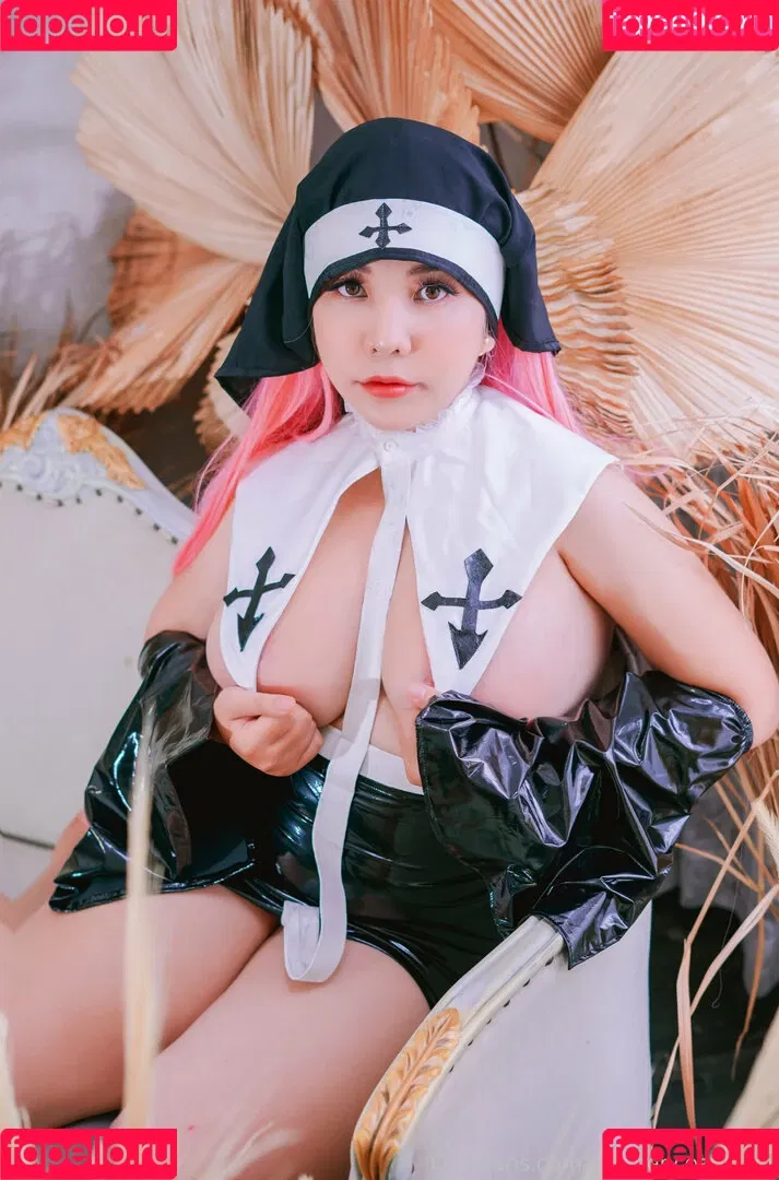 Queenie Onlyfans Photo Gallery 