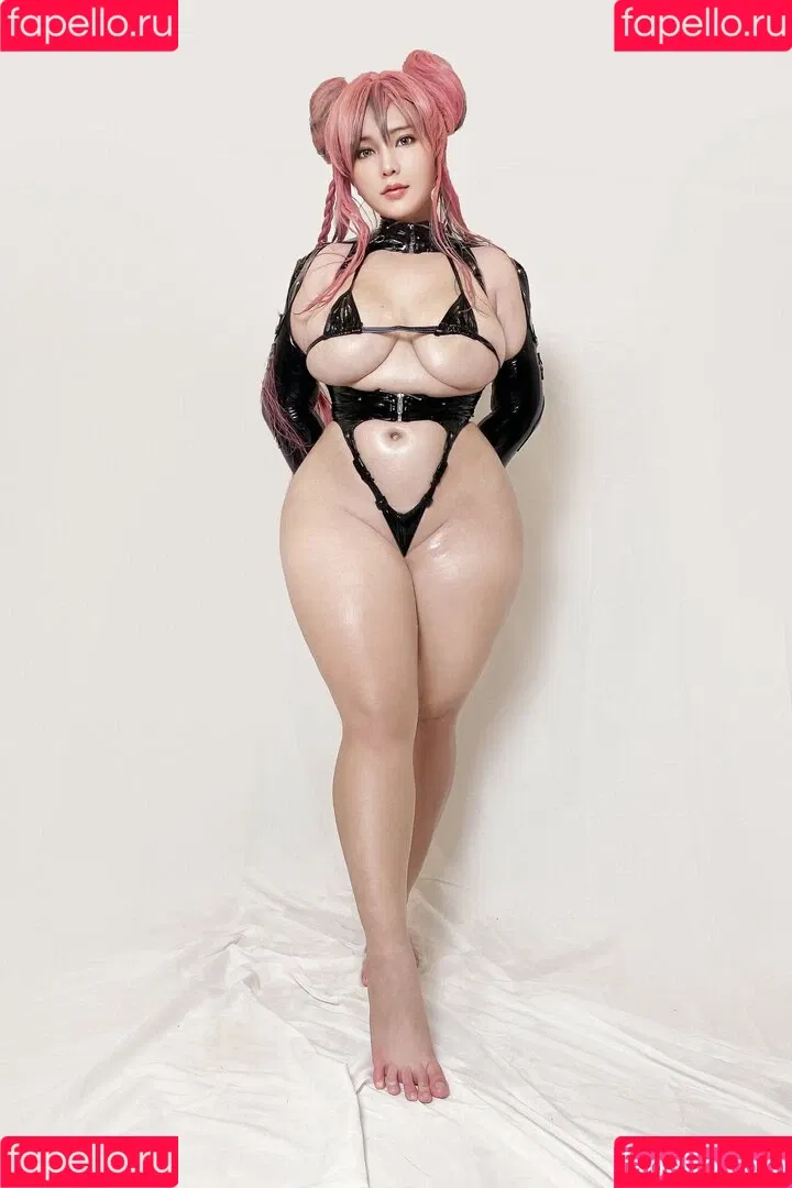 Queenie Onlyfans Photo Gallery 