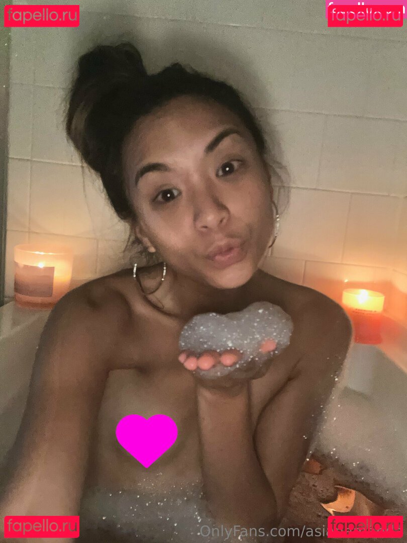 AsianAmanda Nude Onlyfans Photo 11