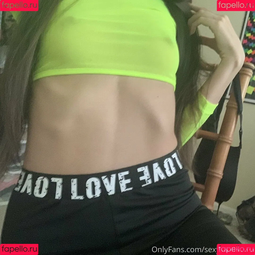 ninakhalifa Onlyfans Photo Gallery 