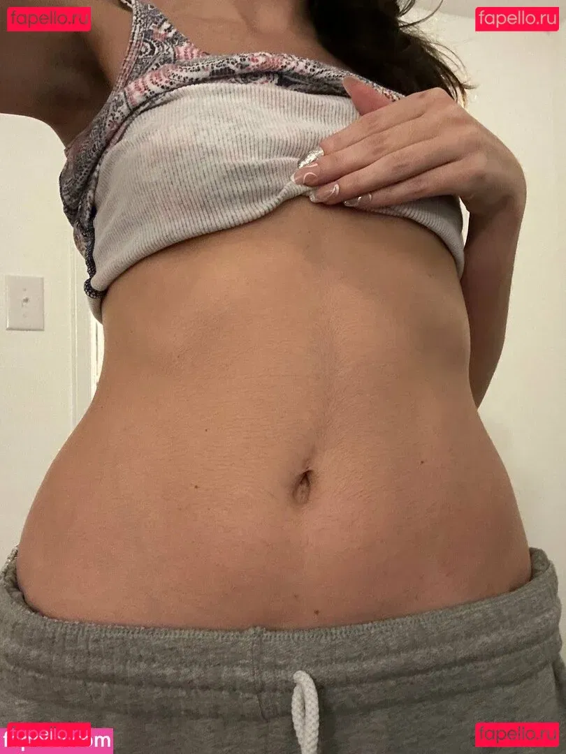 ninakhalifa Onlyfans Photo Gallery 