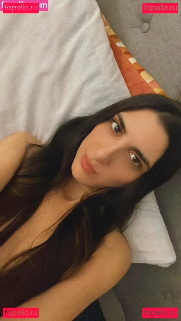 ninakhalifa Onlyfans Photo Gallery 