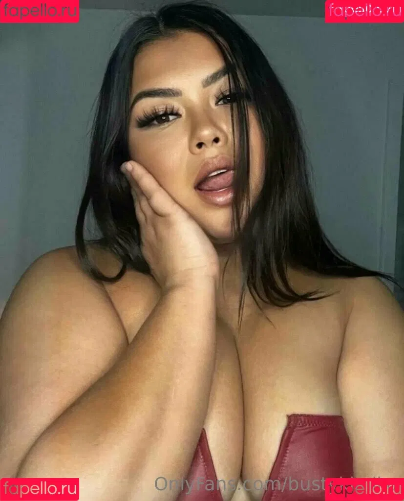 bustykimiko Onlyfans Photo Gallery 