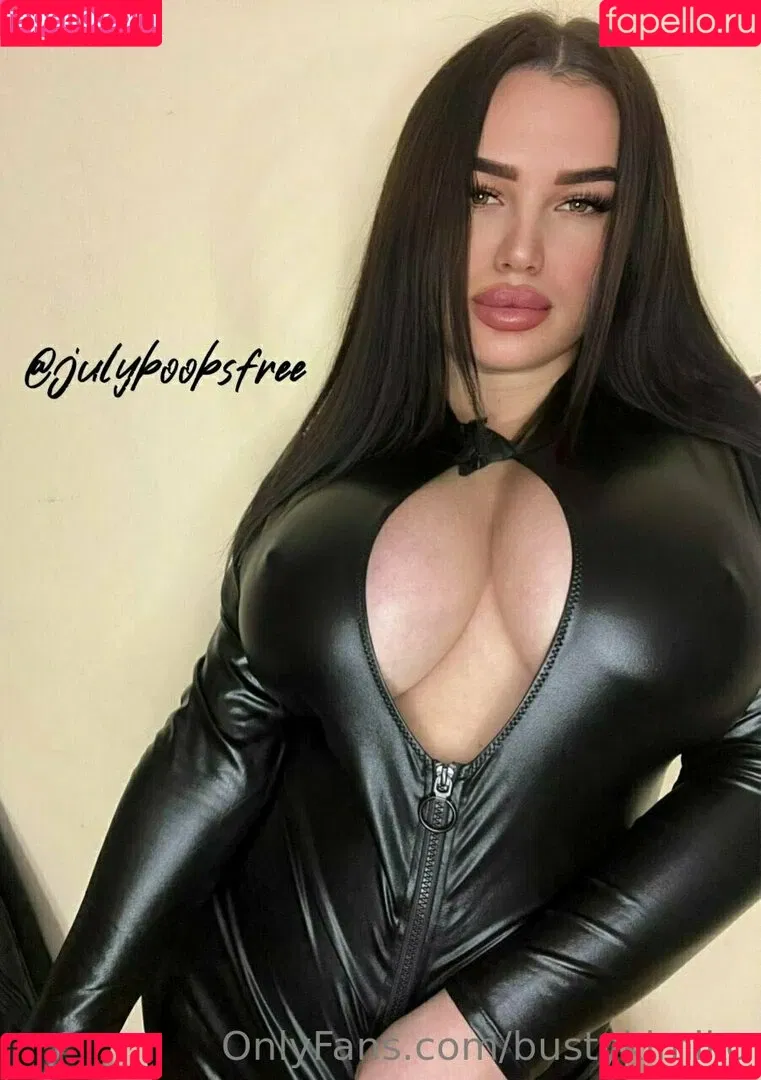 bustykimiko Onlyfans Photo Gallery 