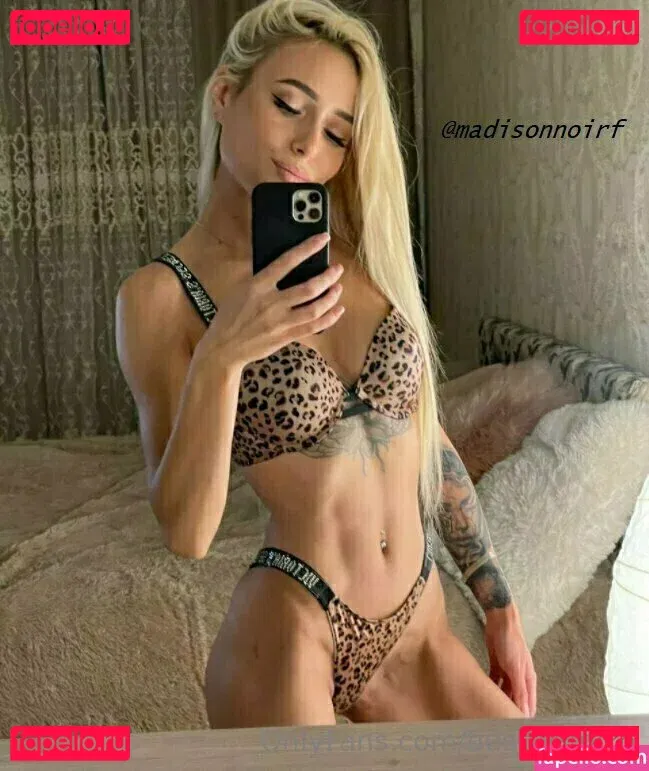 bustykimiko Onlyfans Photo Gallery 