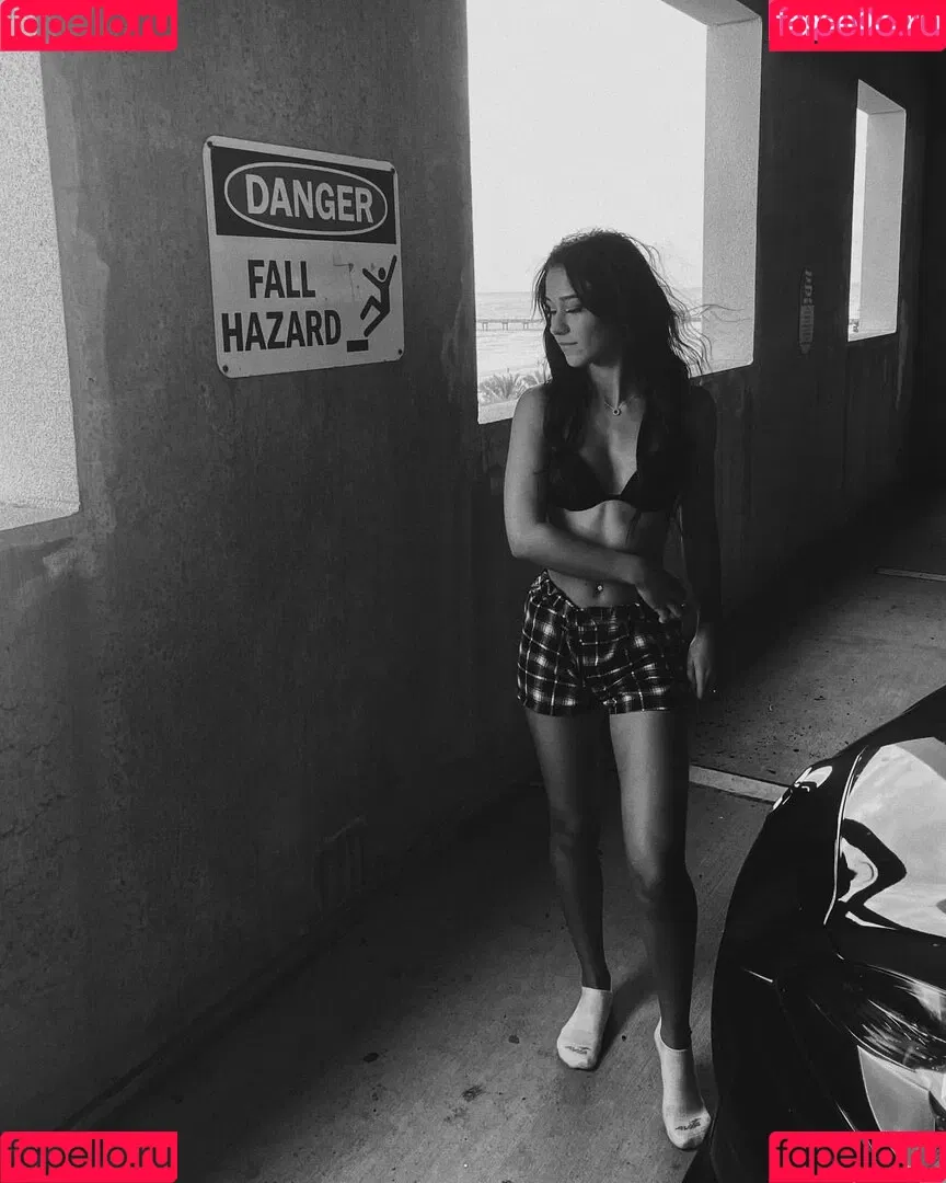 Bella Onlyfans Photo Gallery 