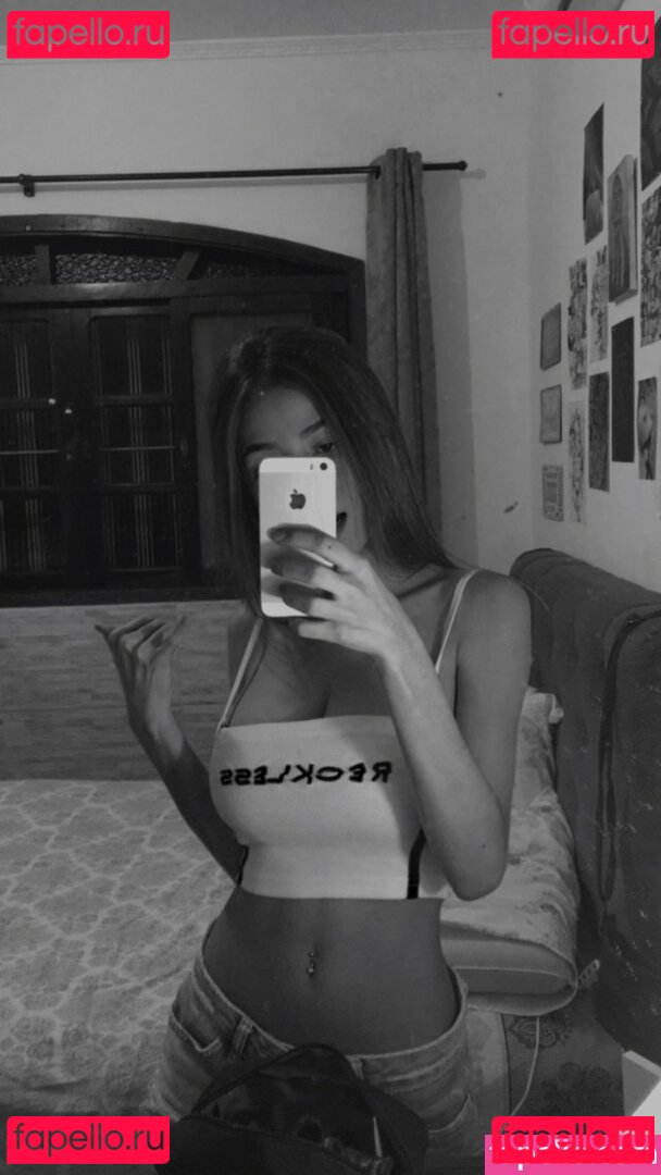 Kamille Velez Nude Onlyfans Photo 19