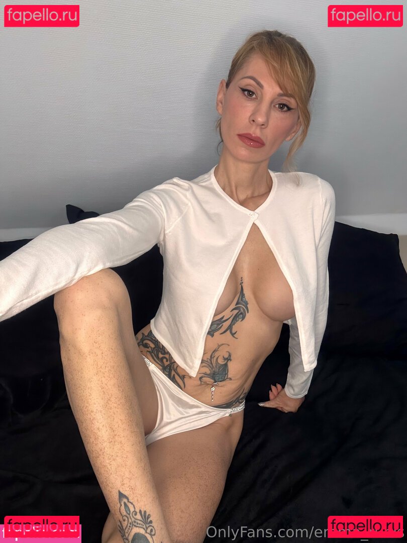Emma Rubis Nude Onlyfans Photo 29