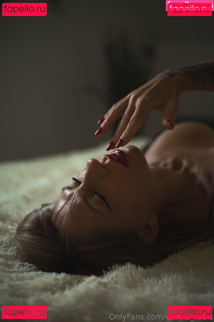 Emma Rubis Nude Onlyfans Photo 23