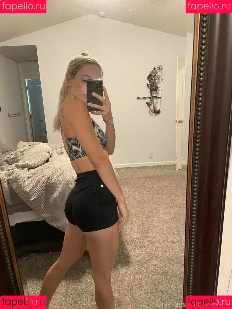 Avesfree Onlyfans Photo Gallery 