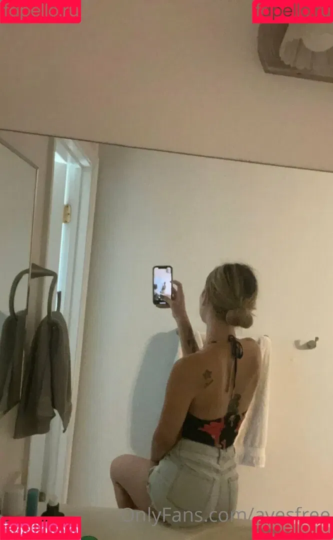 Avesfree Onlyfans Photo Gallery 