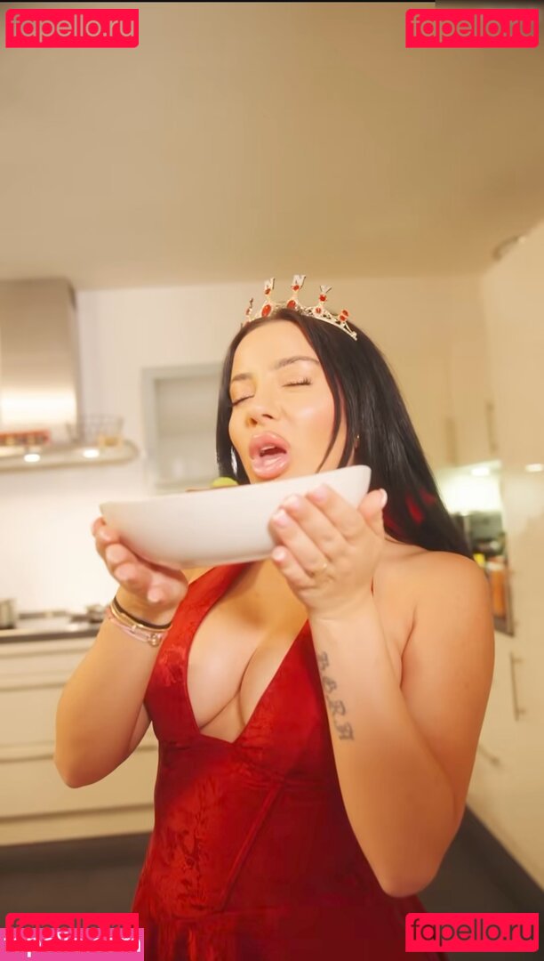 Leyla Lahouar Nude Onlyfans Photo 22