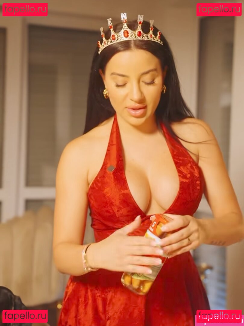 Leyla Lahouar Nude Onlyfans Photo 19