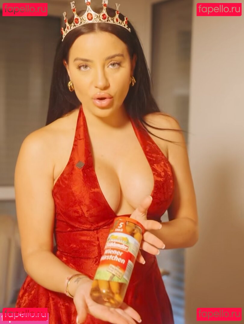 Leyla Lahouar Nude Onlyfans Photo 17