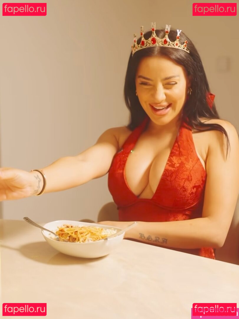 Leyla Lahouar Nude Onlyfans Photo 16