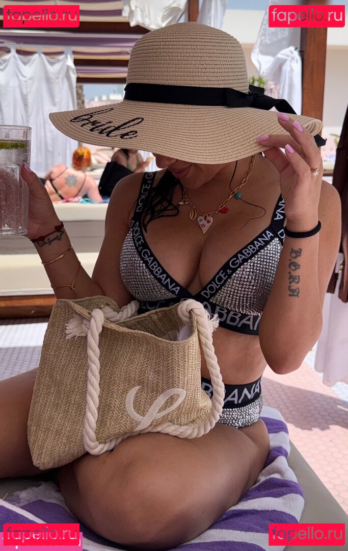 Leyla Lahouar Nude Onlyfans Photo 5