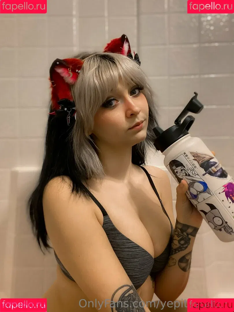 yepitsstilltori Onlyfans Photo Gallery 