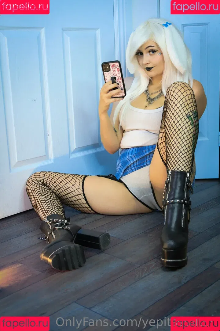 yepitsstilltori Onlyfans Photo Gallery 
