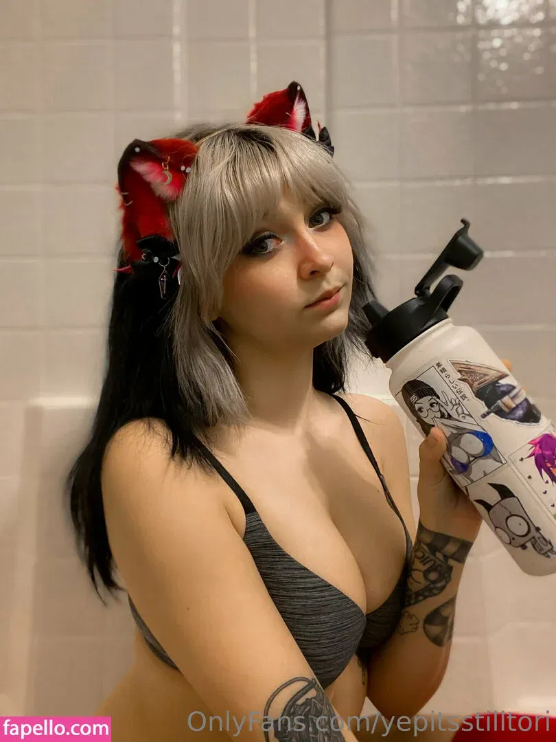 yepitsstilltori Onlyfans Photo Gallery 