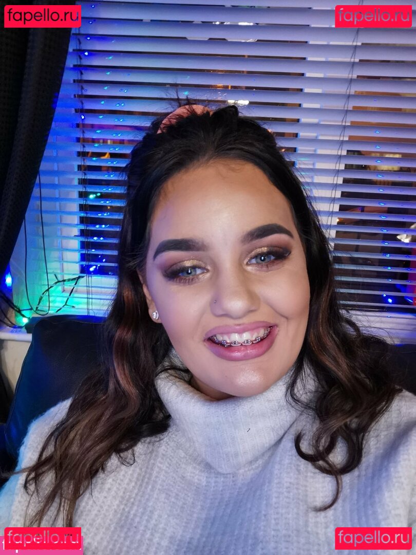 Emma J Nude Onlyfans Photo 39