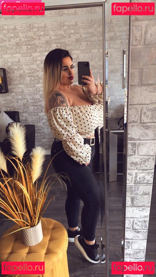 Emma J Nude Onlyfans Photo 17