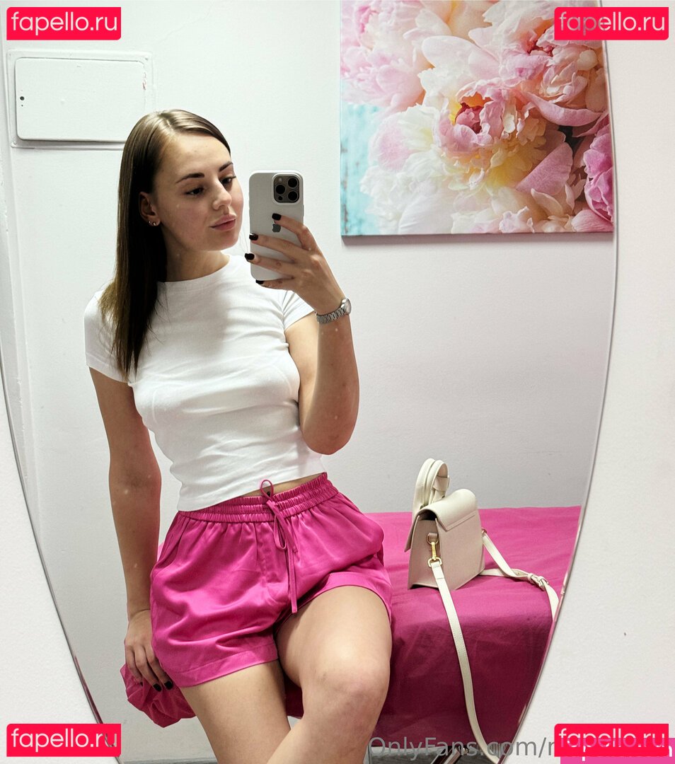 miarossee Nude Onlyfans Photo 16