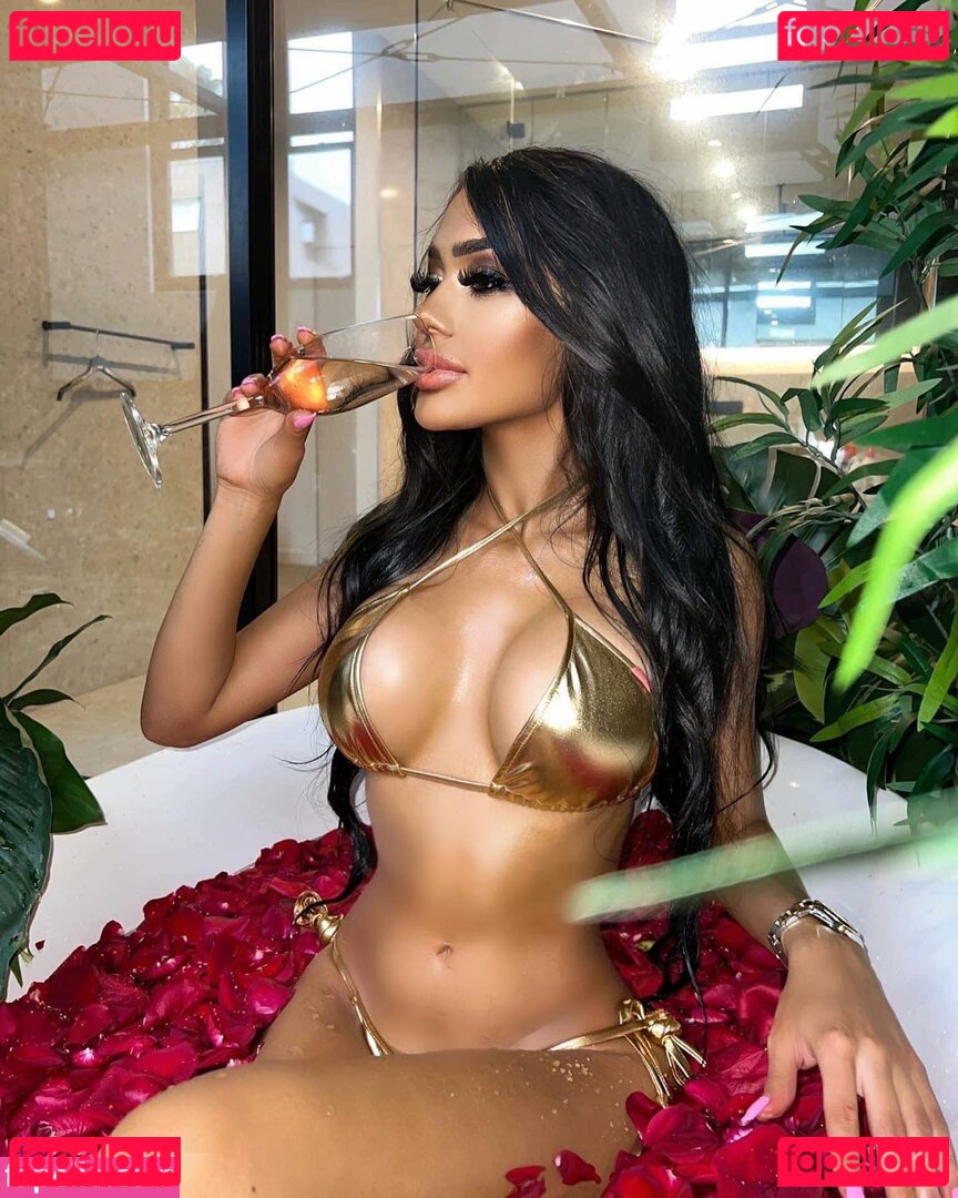 yasmine_eve Nude Onlyfans Photo 51