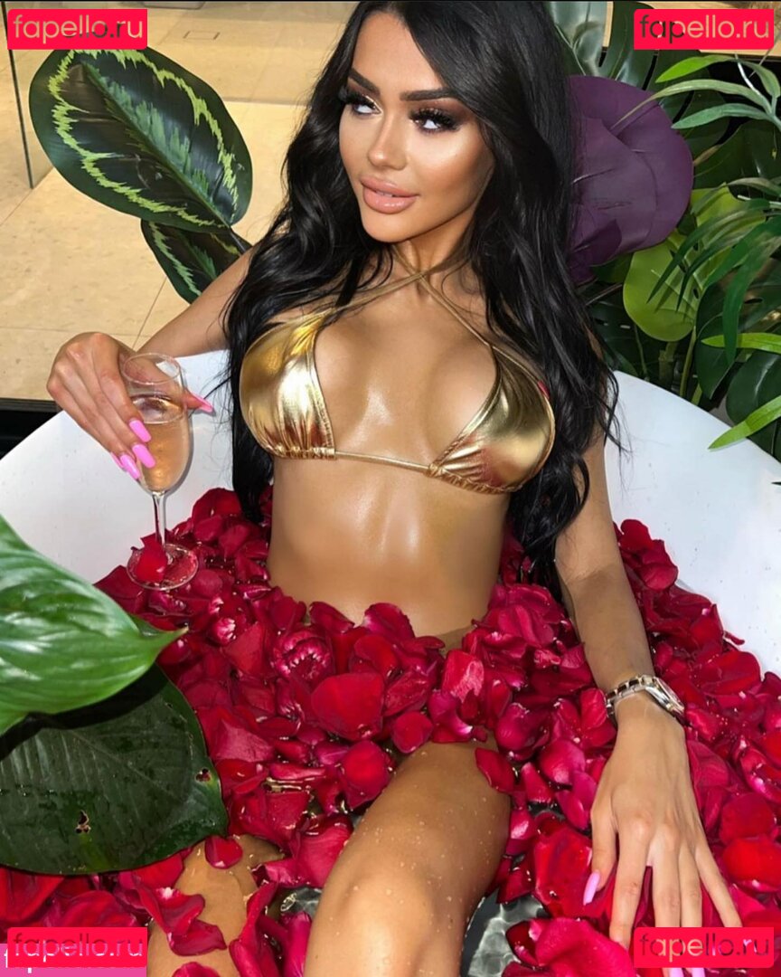 yasmine_eve Nude Onlyfans Photo 47
