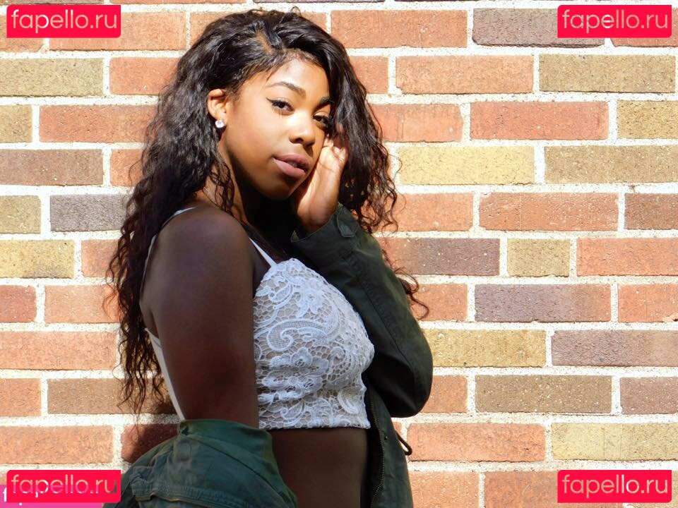 Naomi Simone Nude Onlyfans Photo 37