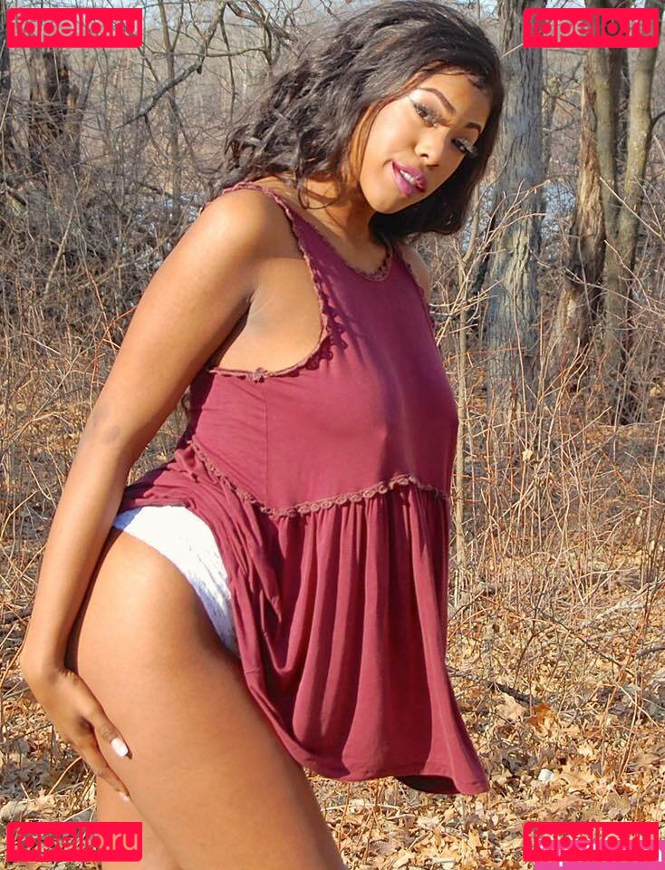Naomi Simone Nude Onlyfans Photo 7