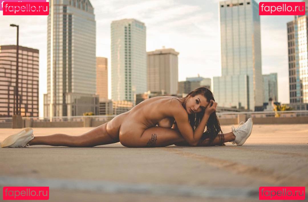 Olivia Ann Jones Nude Onlyfans Photo 19