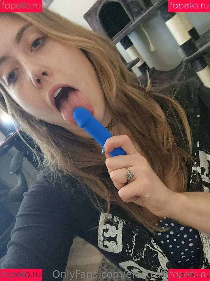 electraraynefree Onlyfans Photo Gallery 
