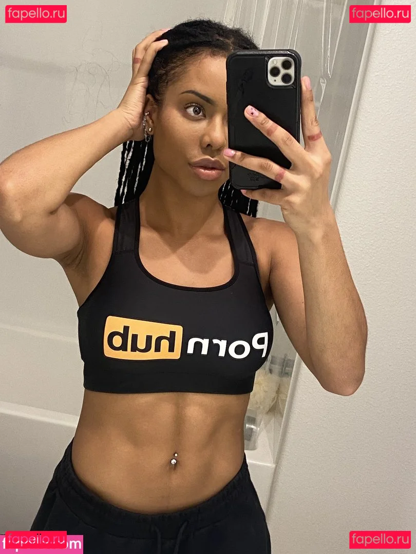 Kira Noir Onlyfans Photo Gallery 