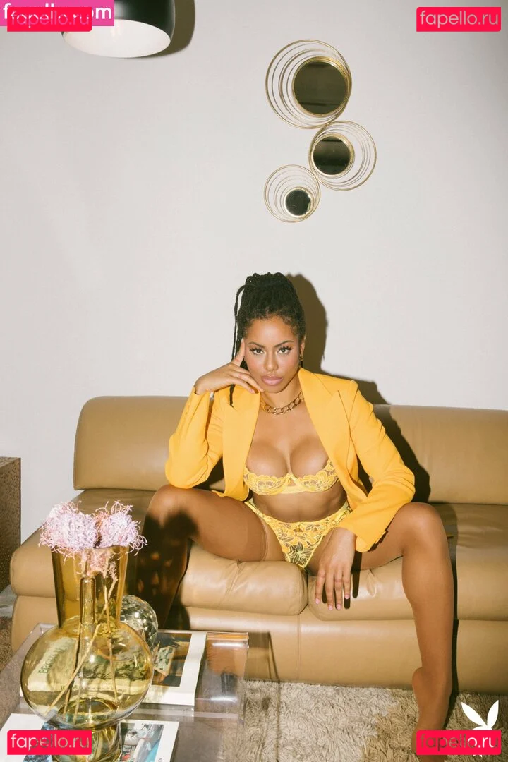 Kira Noir Onlyfans Photo Gallery 