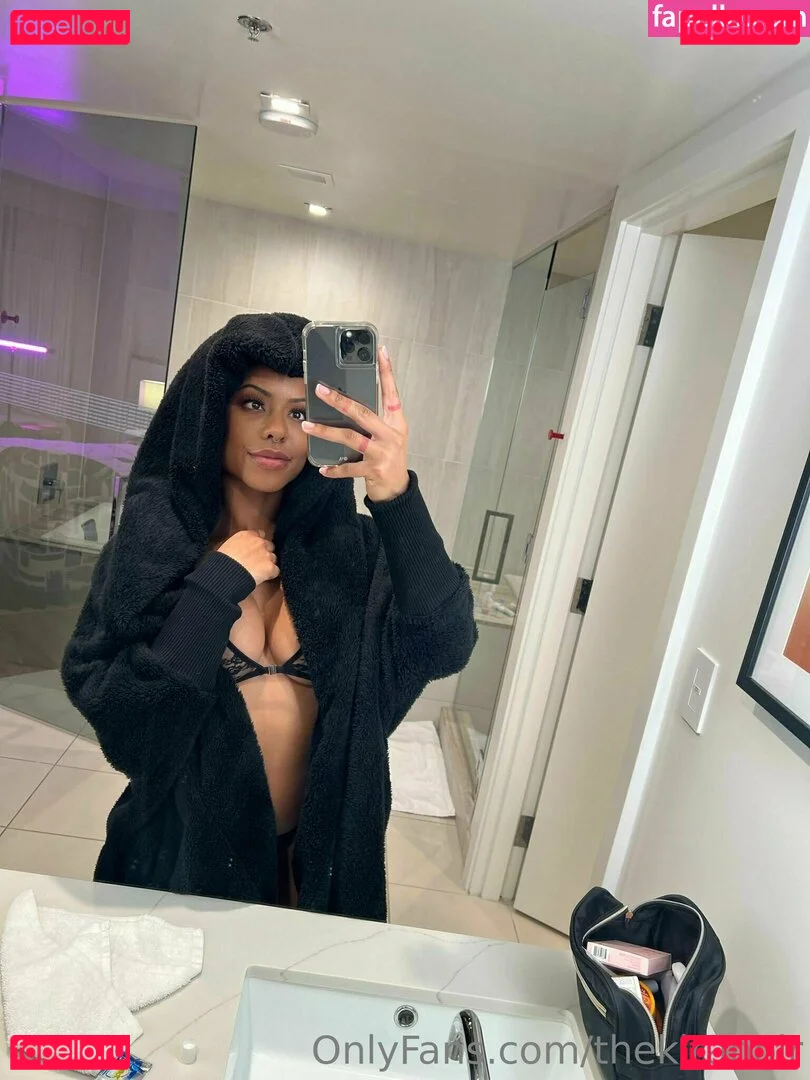 Kira Noir Onlyfans Photo Gallery 