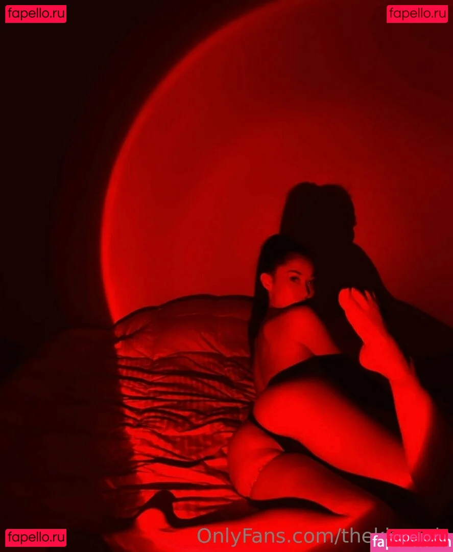 Kira Noir Onlyfans Photo Gallery 