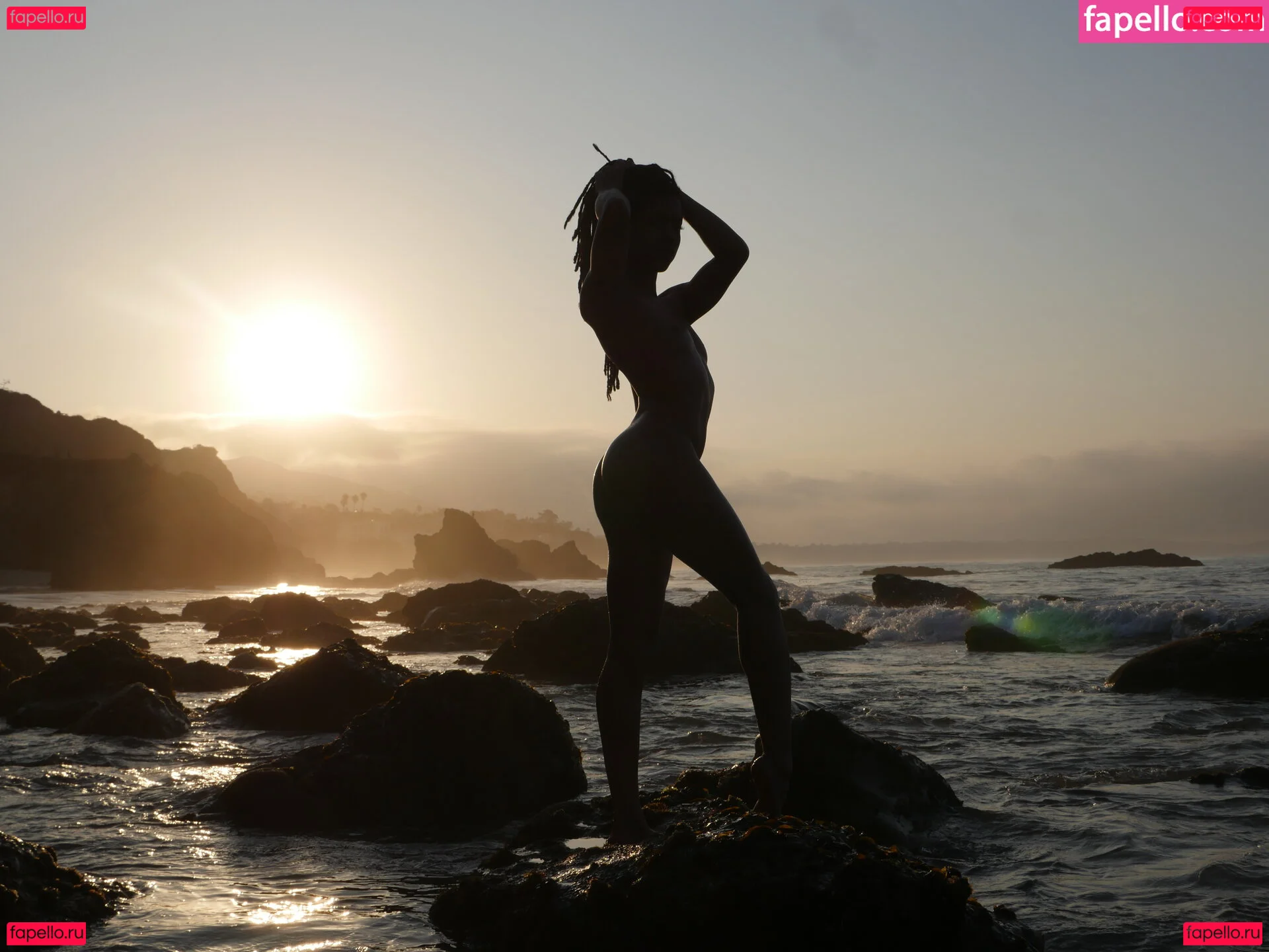 Kira Noir Onlyfans Photo Gallery 