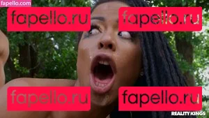 Kira Noir Onlyfans Photo Gallery 